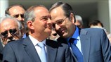 Κοινή εμφάνιση Σαμαρά – Καραμανλή στο μνημόσυνο του ιδρυτή της ΝΔ