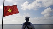 Aνατροπή βιετναμέζικου αλιευτικού μετά από σύγκρουση με Κινεζικό σκάφος
