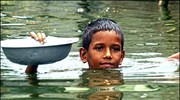 Τουλάχιστον 755 νεκροί από τις πλημμύρες στο Μπαγκλαντές