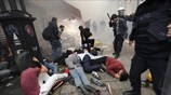 Δακρυγόνα εναντίον διαδηλωτών στην Κωνσταντινούπολη 