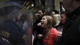 Ένταση μεταξύ αστυνομίας - καθαριστριών στο υπουργείο Οικονομικών