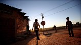 Παιχνίδι στην φτωχότερη περιοχή της Μπραζίλια