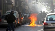 Ελεύθεροι οι προσαχθέντες για τις μολότοφ στα Εξάρχεια
