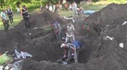 Ομαδικός τάφος ανακαλύφθηκε στην ανατολική Ουκρανία