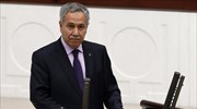 Αρίντς: Η ευπρεπής γυναίκα δεν γελάει δυνατά δημοσίως