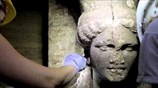 Δύο καρυάτιδες, τα νέα σημαντικά ευρήματα στην Αρχαία Αμφίπολη