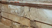 Κομμάτια επιστυλίου εντόπισε η αρχαιολογική σκαπάνη στην Αμφίπολη
