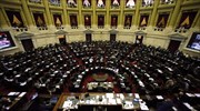 Αργεντινή: Ψηφίστηκε νόμος για την αναδιάρθρωση του χρέους