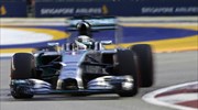 Formula 1: Ο Χάμιλτον στην pole position του γκραν πρι της Σιγκαπούρης
