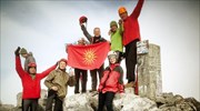 Στην κορυφή του Ολύμπου με τον Ήλιο της Βεργίνας ο αντιπρόεδρος της βουλής της ΠΓΔΜ
