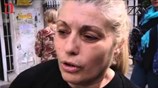 Συμβολική κίνηση διαμαρτυρίας από τις καθαρίστριες στη ΔΟΥ Γαλατσίου