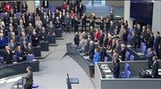 Γερμανία: Επετειακή συνεδρίαση της βουλής για τα 25 χρόνια από την πτώση του Τείχους
