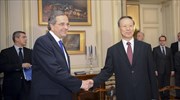 Εύσημα από τον αντιπρόεδρο της κινεζικής Βουλής για την πορεία της οικονομίας