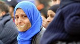 Απεργία πείνας ξεκίνησαν οι Σύροι πρόσφυγες στο Σύνταγμα