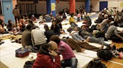 Προσωρινή φιλοξενία των μεταναστών στο κλειστό γυμναστήριο της Ιεράπετρας