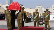 Χιλιάδες στην κηδεία του Παλαιστίνιου υπουργού - Κάλεσμα για εκδίκηση