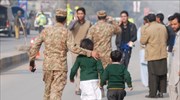 Πακιστάν: Δεκάδες μαθητές νεκροί από επίθεση Ταλιμπάν σε σχολείο