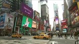 ΗΠΑ: Ισχυρή ανάπτυξη, νέα ρεκόρ στη Wall Street