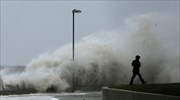 Γαλλία: Κλειστό το λιμάνι του Καλαί λόγω καταιγίδας