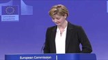Κομισιόν: Αμετάκλητη η συμμετοχή στην Ευρωζώνη