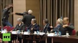 Τουρκία: Διαδηλωτής πετάει παπούτσι στον αρχηγό της αξιωματικής αντιπολίτευσης