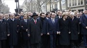 Παρίσι: Χιλιάδες έχουν συγκεντρωθεί ώρες πριν την έναρξη της «πορείας ενότητας»