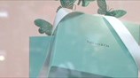 Tiffany: το ισχυρότερο δολάριο «χτυπάει» τις πωλήσεις