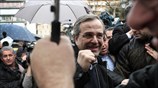 Στο εκλογικό κέντρο της Ν.Δ. στο Σύνταγμα ο Αντώνης Σαμαράς