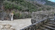 Το ιστορικό φορτίο του γεφυριού της Πλάκας
