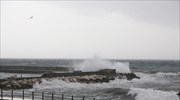 Προβλήματα από τους θυελλώδεις ανέμους στην Μυτιλήνη