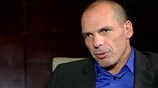 Βαρουφάκης: «Δεν πρόκειται για αναμέτρηση στην Άγρια Δύση»