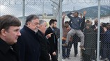 Διαμαρτυρία στο κέντρο κράτησης μεταναστών στην Αμυγδαλέζα