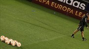 Η UEFA ερευνά για τα γεγονότα στο Ρότερνταμ