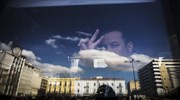 Συνεχίστηκε και σήμερα η απελευθέρωση μεταναστών από την Αμυγδαλέζα