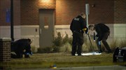 Φέργκιουσον: Πυροβολισμοί έξω από αστυνομικό τμήμα - Δύο αστυνομικοί τραυματίες