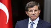 Νταβούτογλου: Ο Άσαντ είναι Χίτλερ