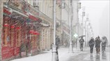 Σφοδρή χιονόπτωση στη Μόσχα