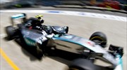 Formula 1: Ταχύτερη η Mercedes στις ελεύθερες δοκιμές