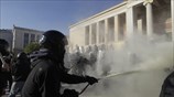 Επεισόδια στα Προπύλαια