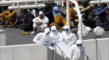 Tραγωδία με εκατοντάδες νεκρούς μετανάστες ανοιχτά της Λιβύης