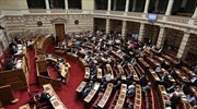 Με «διαρροές» κατά την ονομαστική ψηφοφορία εγκρίθηκαν άρθρα του αθλητικού ν/σ