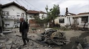 Βομβαρδισμένο τοπίο η αλβανόφωνη συνοικία στο Κουμάναβο