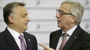 «Χαίρε δικτάτορα!», είπε ο Γιούνκερ στον Ορμπάν της Ουγγαρίας