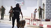 Πυρά στην Τύνιδα - Στρατιώτης εναντίον στρατιωτών