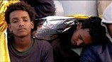 Κομισιόν: Προτείνει μετεγκατάσταση 16.000 προσφύγων από Ελλάδα σε άλλες χώρες της ΕΕ