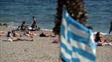 Ανάσα δροσιάς στις παραλίες της Αττικής