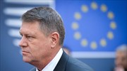 Πολιτική κρίση στη Ρουμανία με τον πρόεδρο να καλεί τον πρωθυπουργό να παραιτηθεί