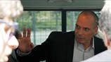 «Έχουμε διανύσει τη μισή απόσταση, είναι η σειρά των θεσμών» λένε κυβερνητικές πηγές
