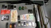 Εξάρθρωση κυκλωμάτων που πουλούσαν προστασία σε μαγαζιά