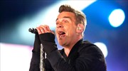 Robbie Williams: «Συγγνώμη που δεν είχα έρθει νωρίτερα στην Ελλάδα»